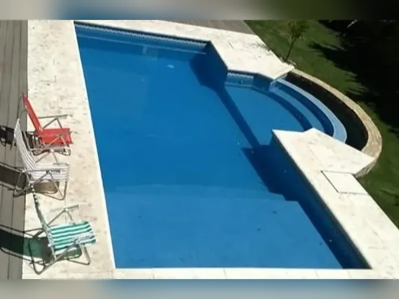 PISCINA CON HIDROMASAJE EN RUMENCÓ